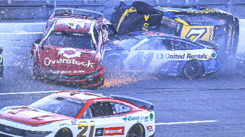 NEXT Trending Image: Typical Talladega: Waiting for the wild finish